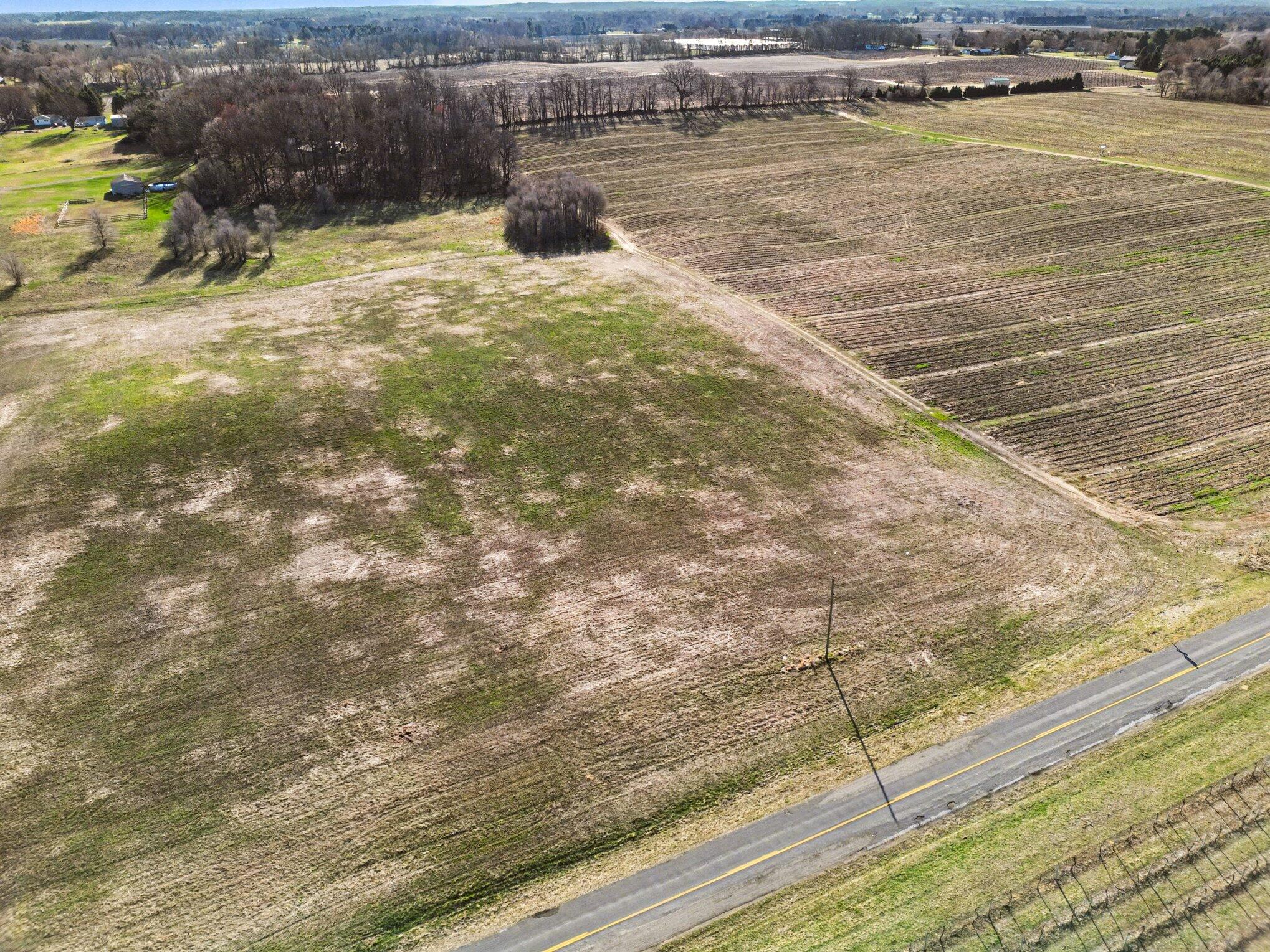 5.9 A Morgan Road Benton Harbor, MI 49022 - Photo 4 of 16 004_file_7492