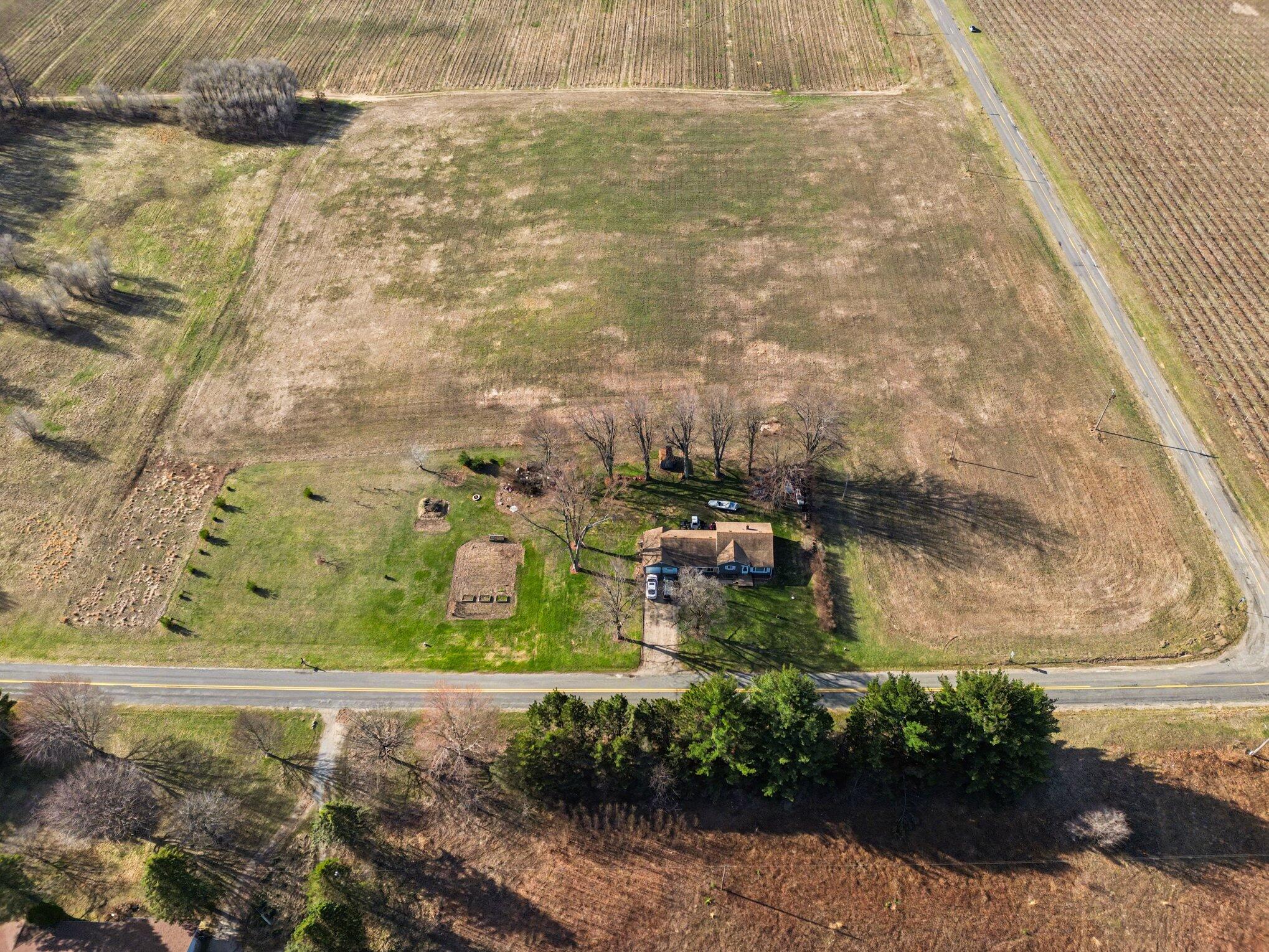 5.9 A Morgan Road Benton Harbor, MI 49022 - Photo 7 of 16 007_file_6591
