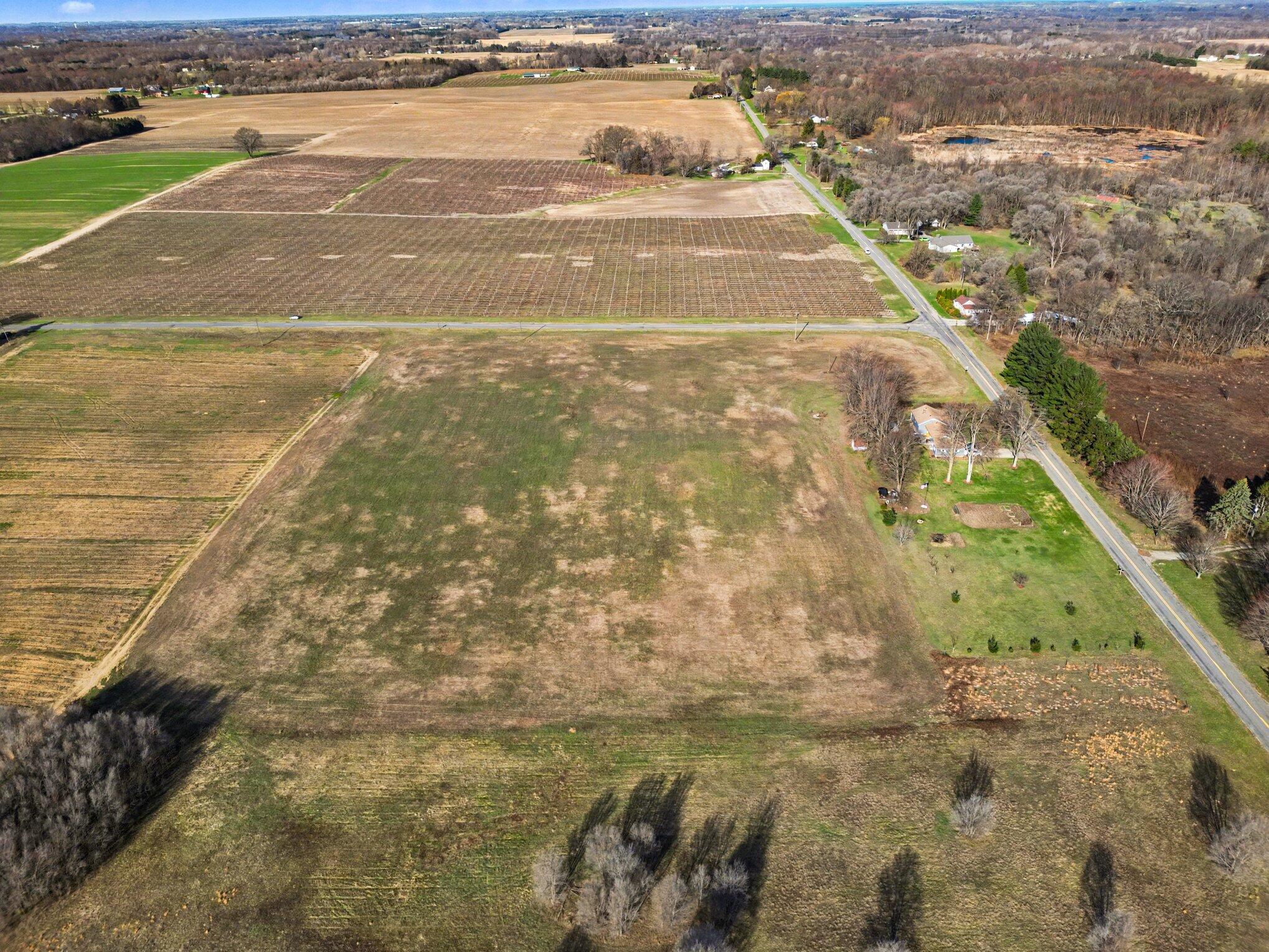 5.9 A Morgan Road Benton Harbor, MI 49022 - Photo 10 of 16 010_file_3136