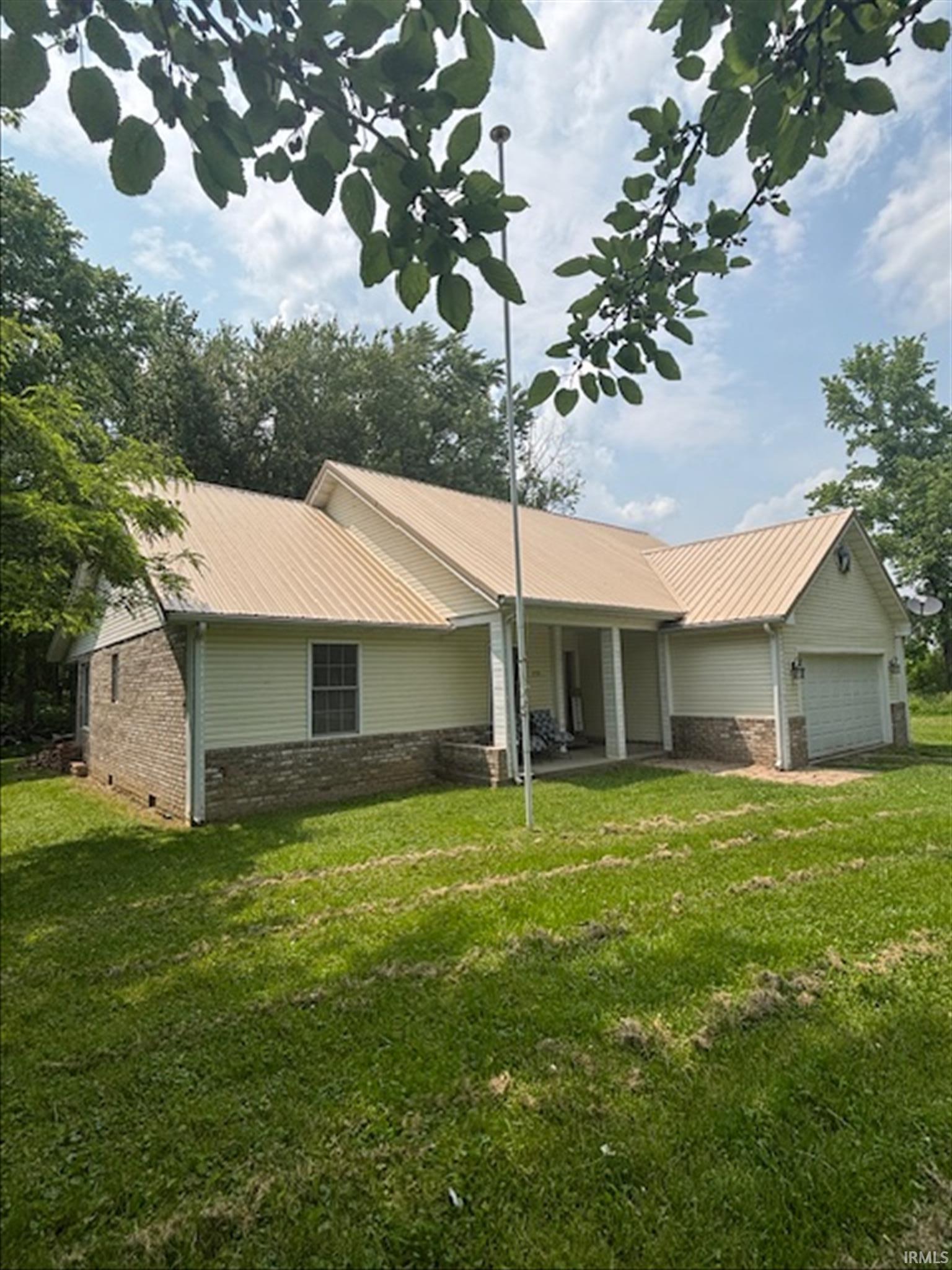 999 Inderrieden Road Chandler, IN 47610 - Photo 1 of 19 Gallery Image 1