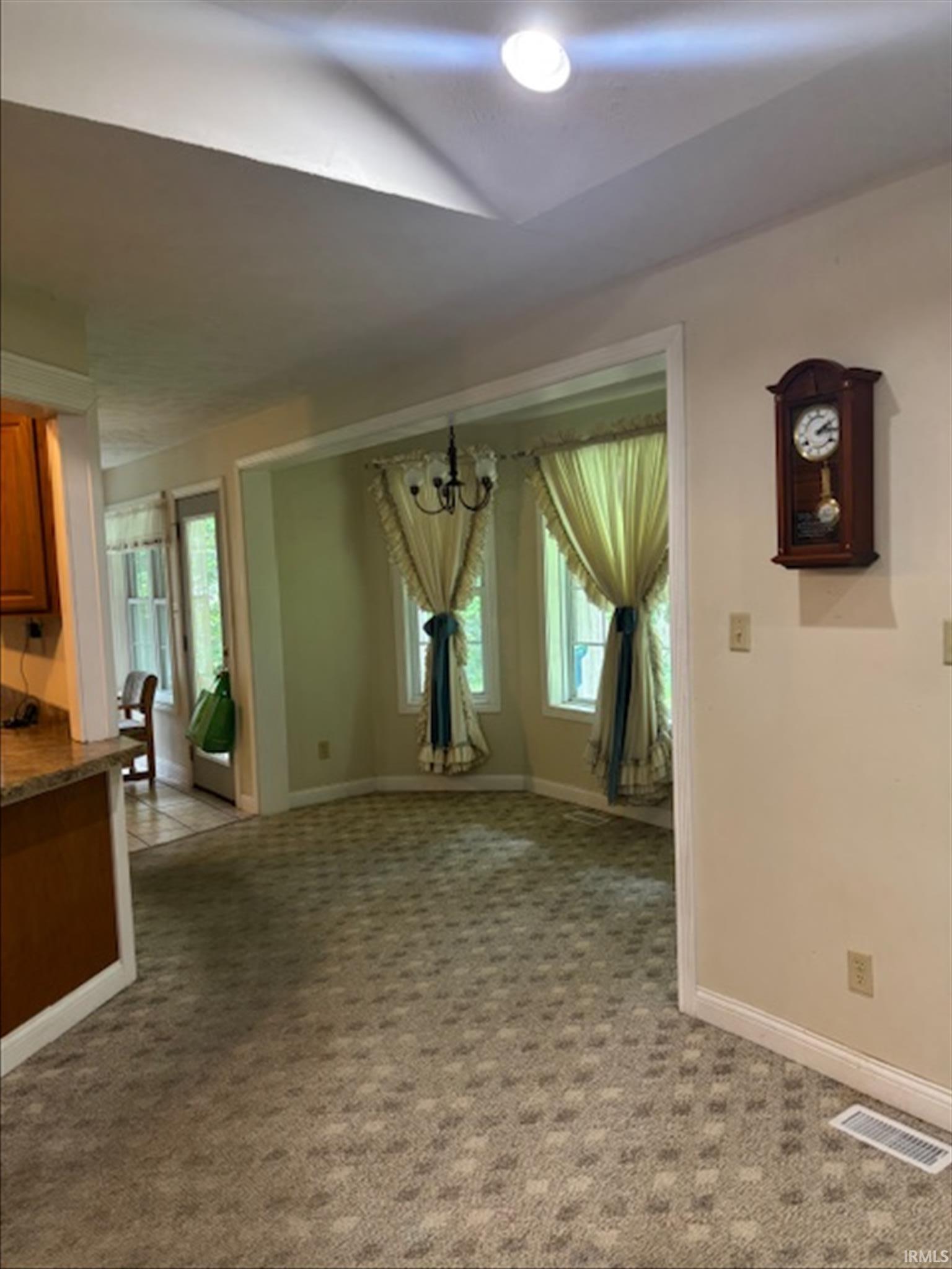 999 Inderrieden Road Chandler, IN 47610 - Photo 6 of 19 Gallery Image 6