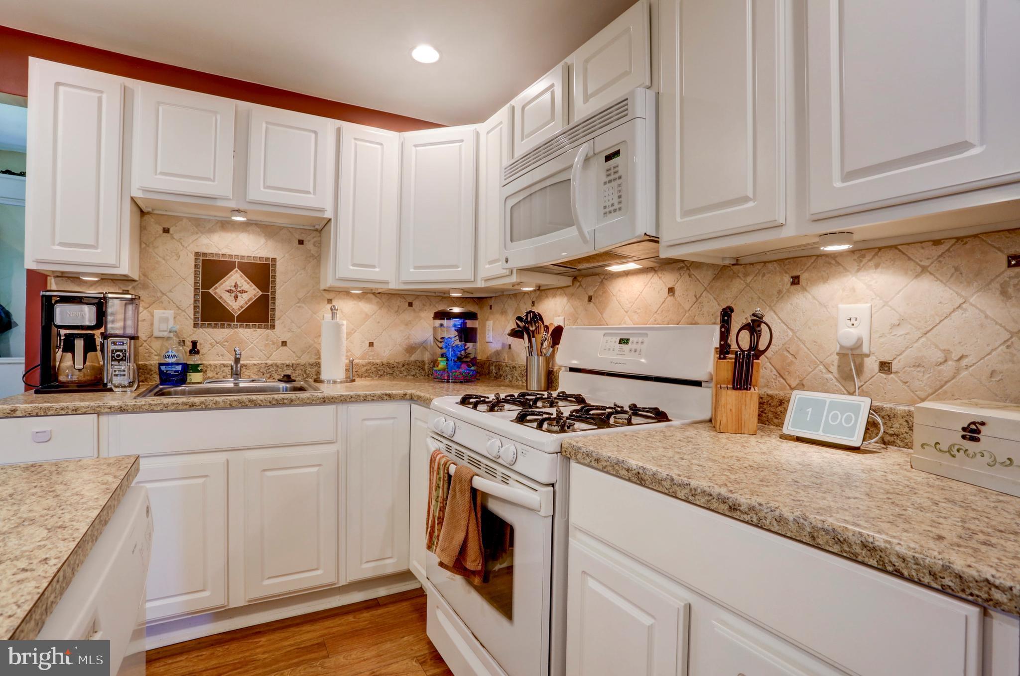 1765 Hemlock Road Lancaster, PA 17603 - Photo 15 of 36 Gallery Image 15