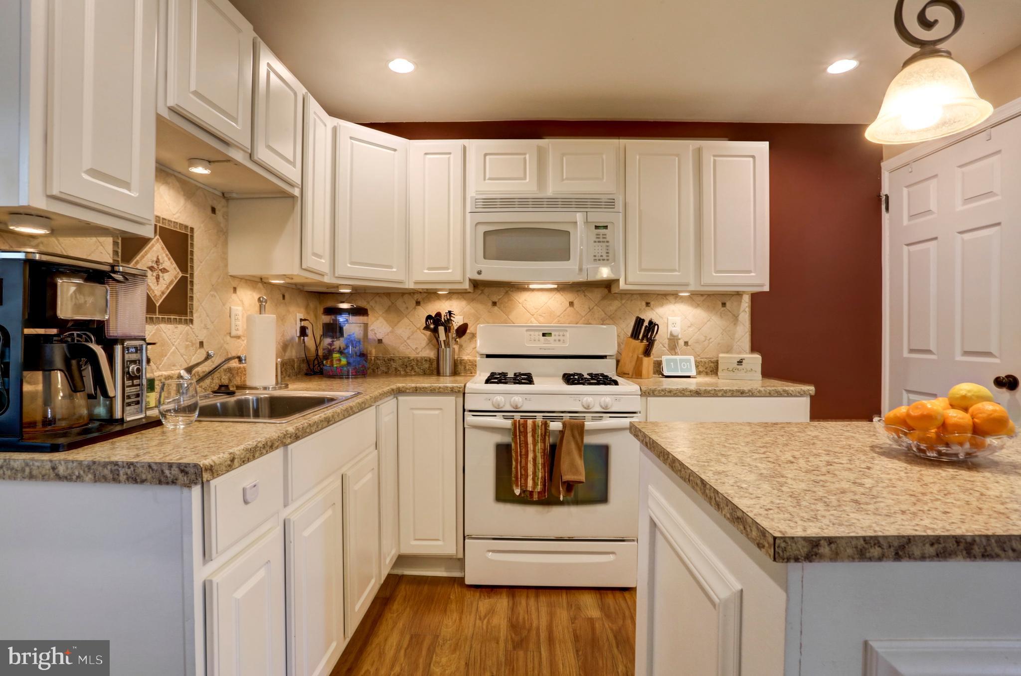 1765 Hemlock Road Lancaster, PA 17603 - Photo 17 of 36 Gallery Image 17