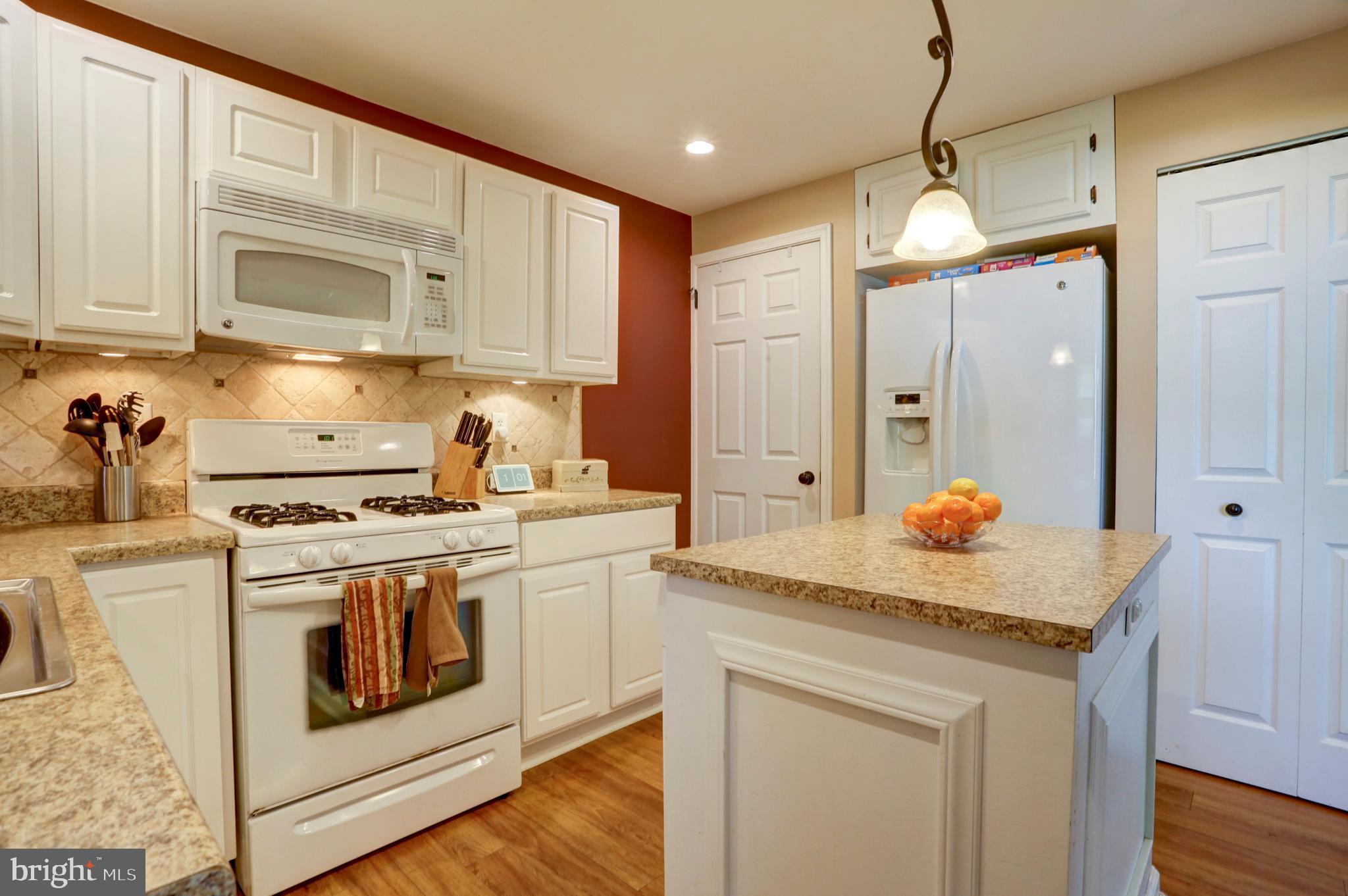 1765 Hemlock Road Lancaster, PA 17603 - Photo 18 of 36 Gallery Image 18