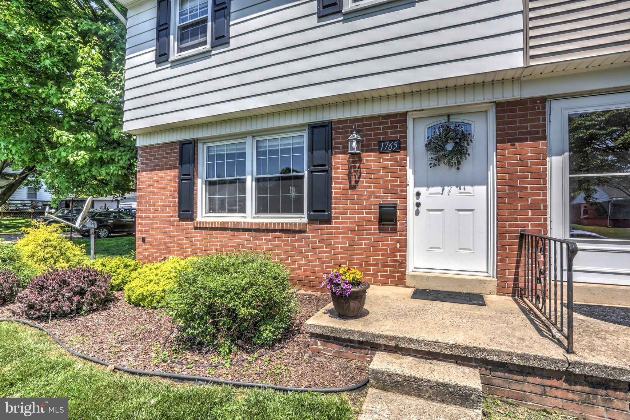 1765 Hemlock Road Lancaster, PA 17603 - Photo 6 of 36 Gallery Image 6