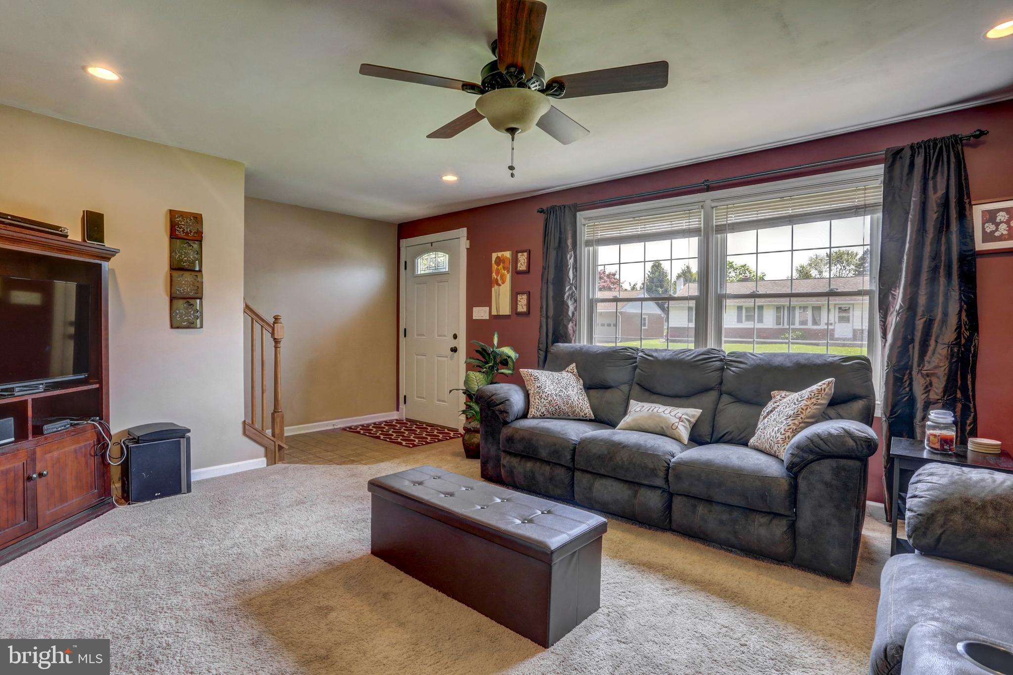 1765 Hemlock Road Lancaster, PA 17603 - Photo 9 of 36 Gallery Image 9