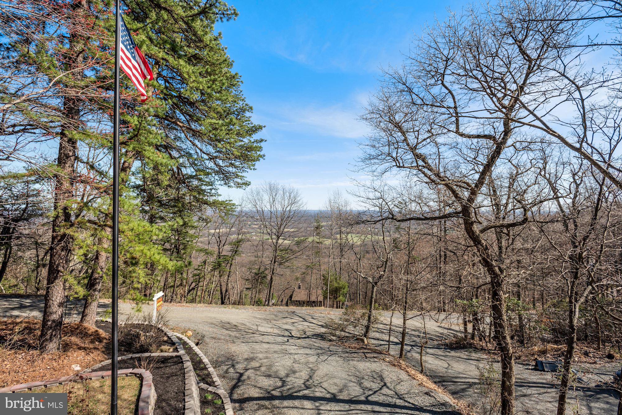 2300 Lookout Road Haymarket, VA 20169 - Photo 2 of 35 Gravel Drive
