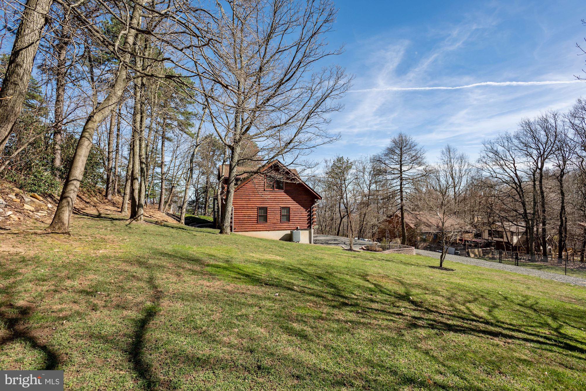 2300 Lookout Road Haymarket, VA 20169 - Photo 10 of 35 Spacious Back Yard