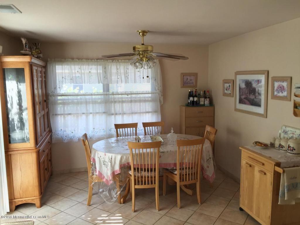 125 George Road Toms River, NJ 08753 - Photo 4 of 14 125 george 6