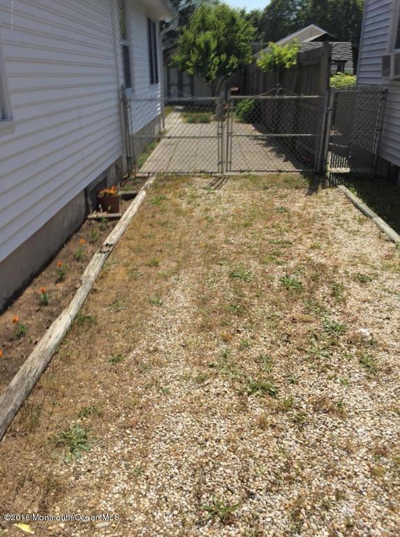 125 George Road Toms River, NJ 08753 - Photo 9 of 14 125 george 2