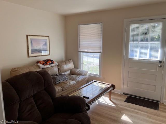 1001 Robinhood Road, Unit B High Point, NC 27262 - Photo 8 of 28 Gallery Image 8