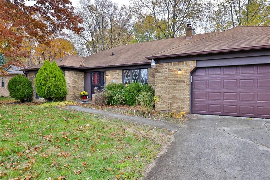 8429 Rahke Road Indianapolis, IN 46217 - Photo 4 of 37 Gallery Image 4