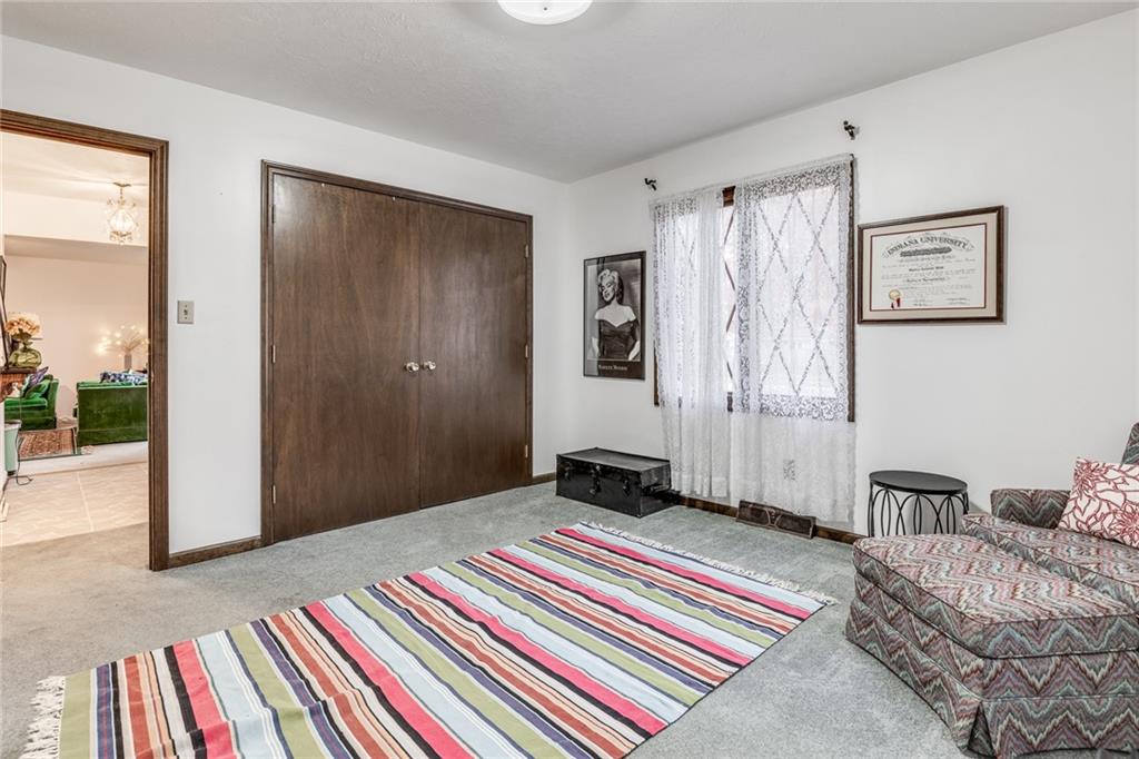 8429 Rahke Road Indianapolis, IN 46217 - Photo 31 of 37 Gallery Image 31