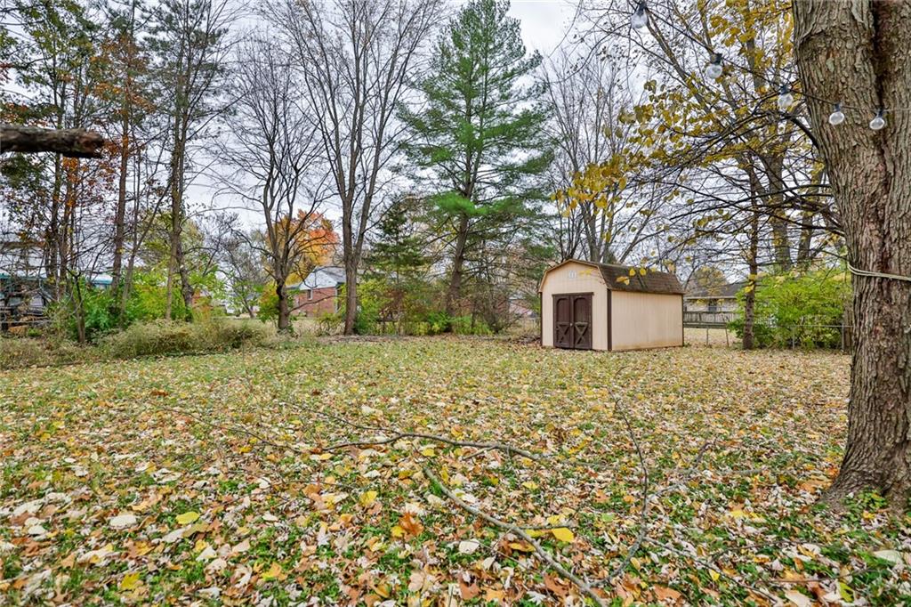 8429 Rahke Road Indianapolis, IN 46217 - Photo 36 of 37 Gallery Image 36