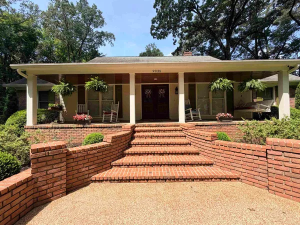$585,000 | 9035 Post Oak Lane, Memphis, TN 38125