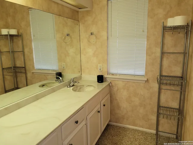 $174,900 | 3678 Hidden Drive, Unit 901, San Antonio, TX 78217