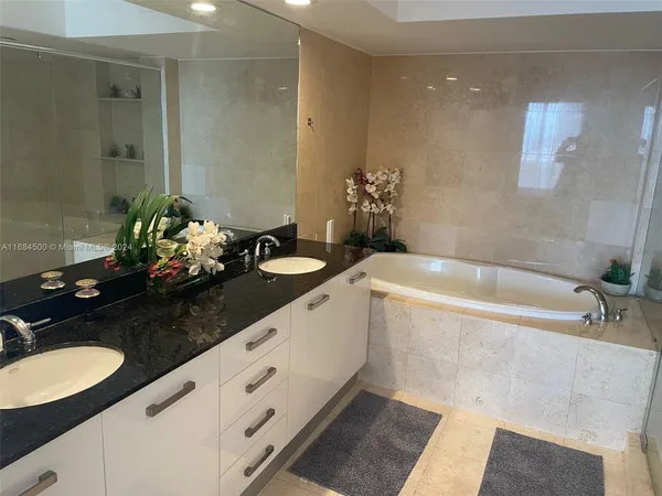 $7,000 | 1830 South Ocean Drive, Unit 2604, Hallandale Beach, FL 33009