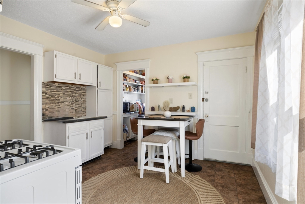 25-27 Santa Barbara Street Springfield, MA 01104 - Photo 17 of 38