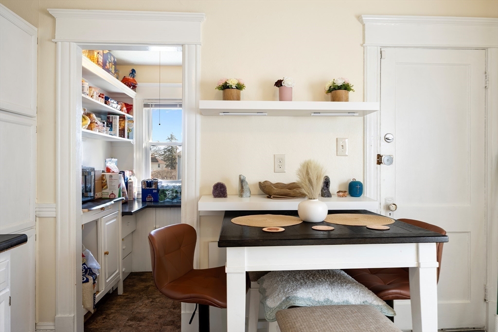 25-27 Santa Barbara Street Springfield, MA 01104 - Photo 20 of 38