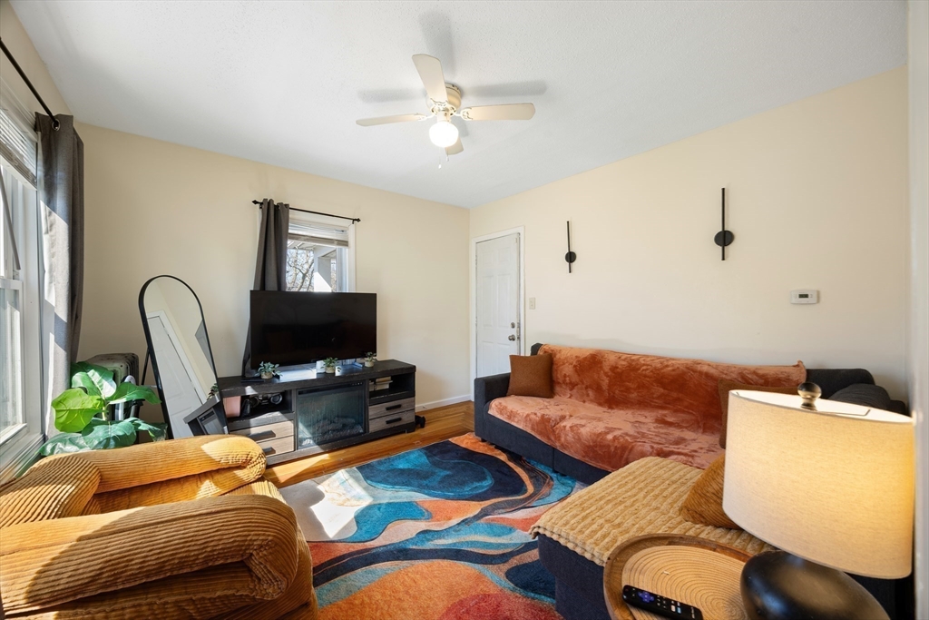 25-27 Santa Barbara Street Springfield, MA 01104 - Photo 22 of 38