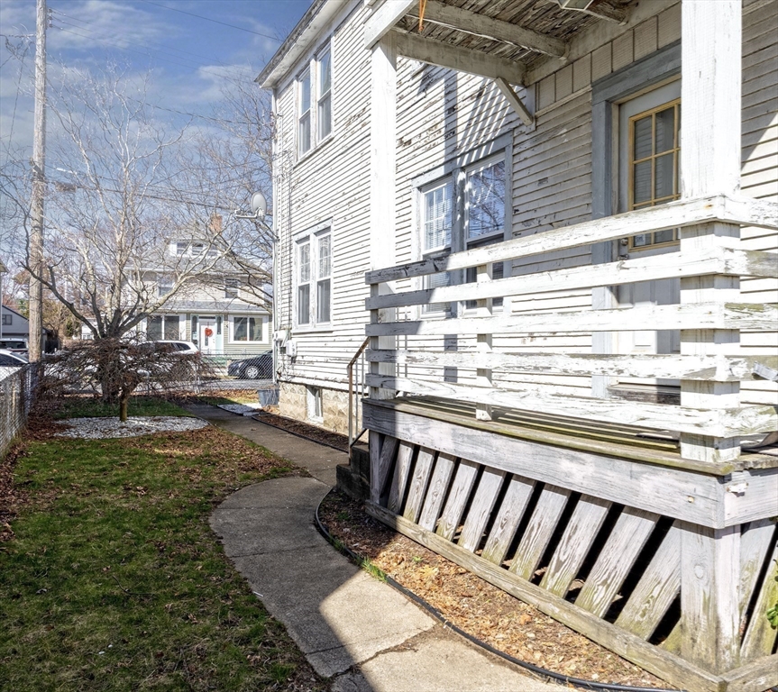 25-27 Santa Barbara Street Springfield, MA 01104 - Photo 28 of 38
