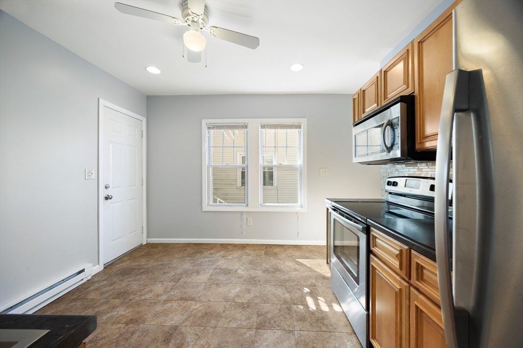 25-27 Santa Barbara Street Springfield, MA 01104 - Photo 8 of 38