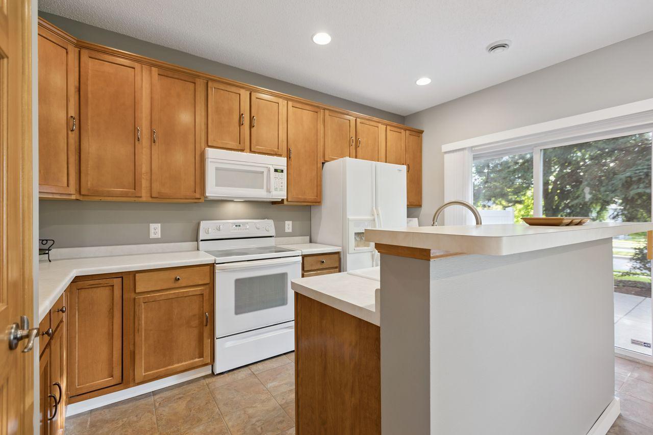 16314 70th Avenue North Maple Grove, MN 55311 - Photo 17 of 33