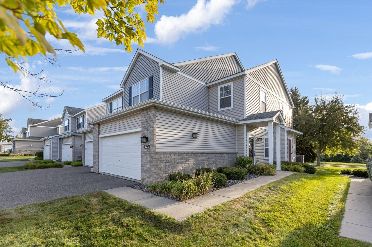 16314 70th Avenue North Maple Grove, MN 55311 - Photo 2 of 33