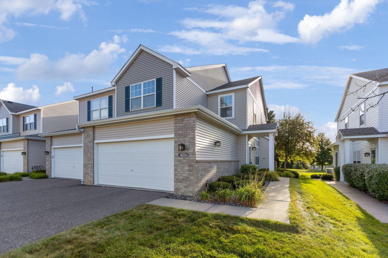 16314 70th Avenue North Maple Grove, MN 55311 - Photo 3 of 33