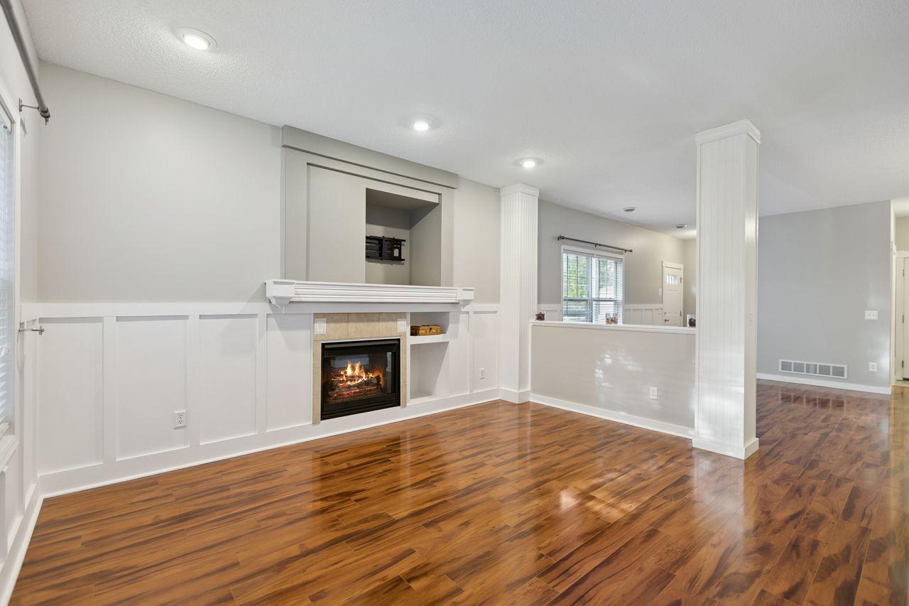 16314 70th Avenue North Maple Grove, MN 55311 - Photo 9 of 33