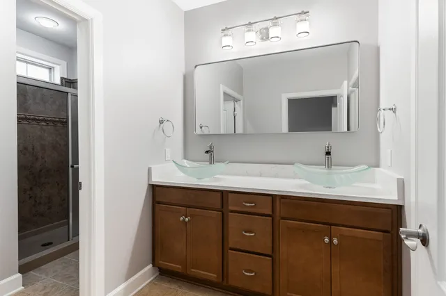 $369,999 | 307 Seven Springs Way, Unit 103, Brentwood, TN 37027