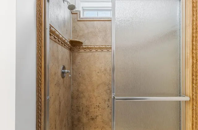 $369,999 | 307 Seven Springs Way, Unit 103, Brentwood, TN 37027