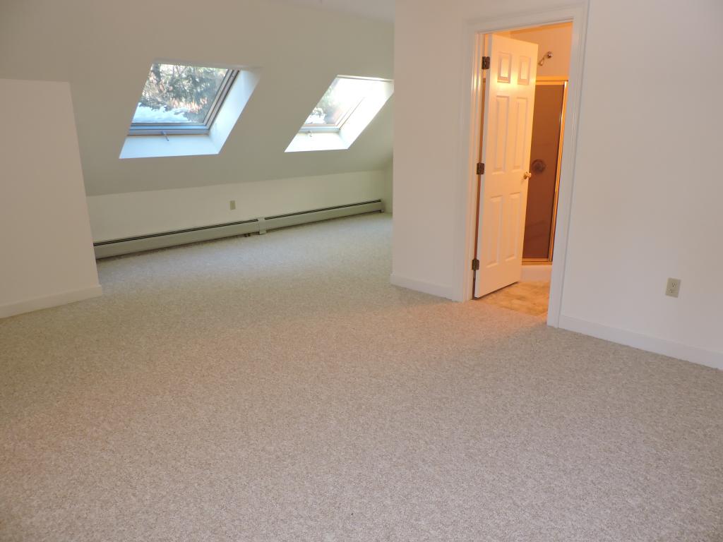 302 Smithfield Road, Unit 302 Hopkinton, NH 03229 - Photo 17 of 26