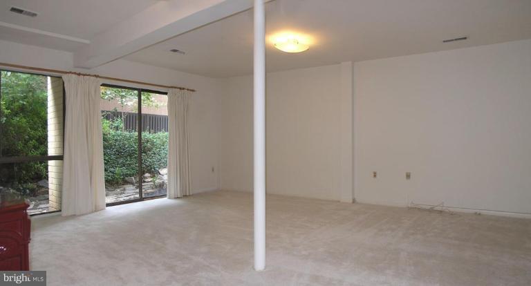 11122 Saffold Way Reston, VA 20190 - Photo 19 of 30 Recreation Room