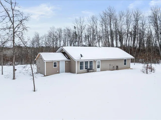 $289,900 | 18101 279th Avenue, Nevis, MN 56467