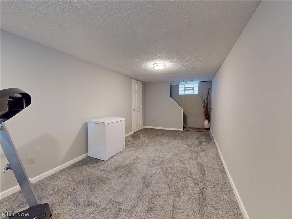 3606 Northcliffe Road University Heights, OH 44118 - Photo 32 of 45