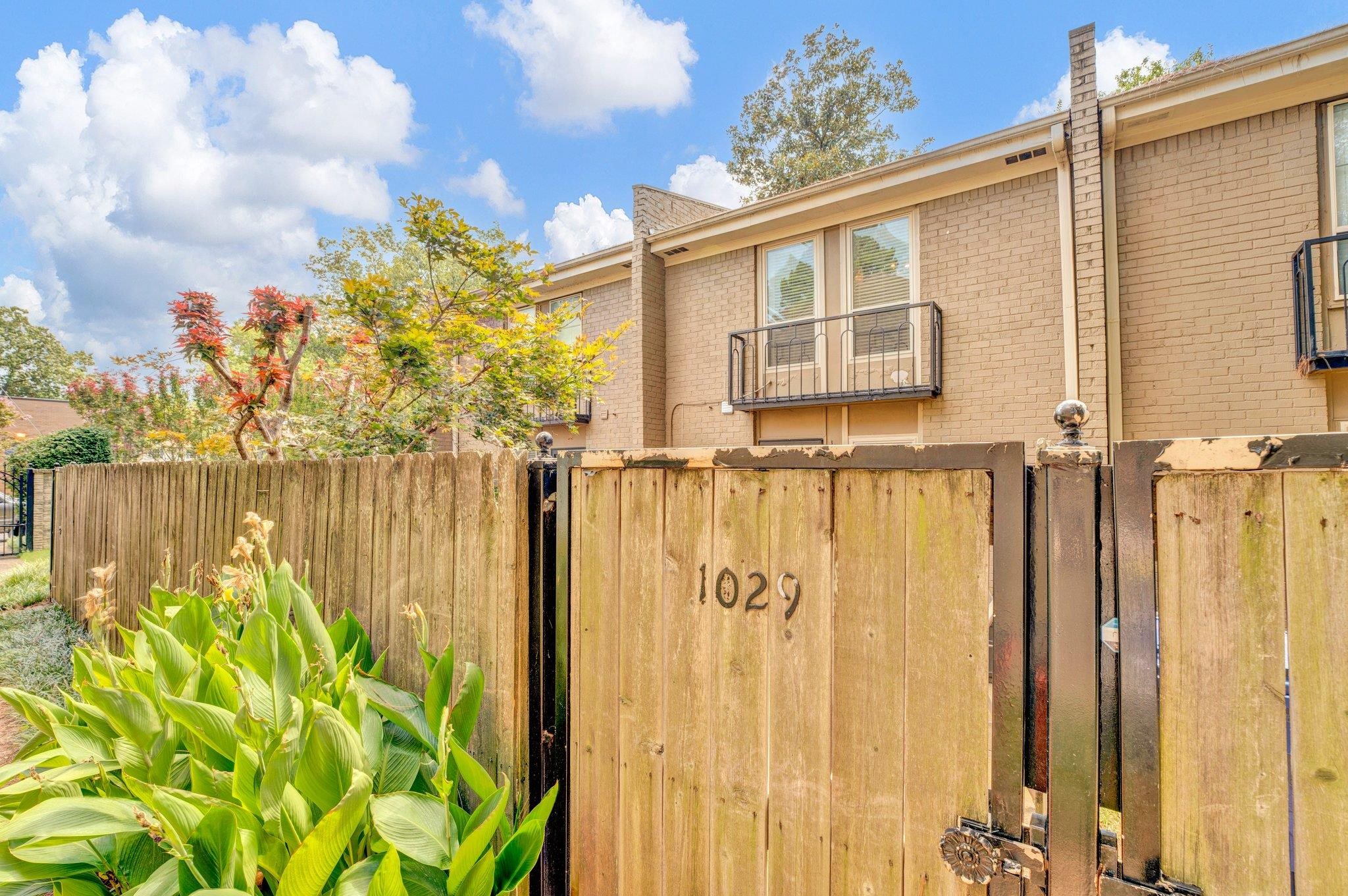 1029 June Road Memphis, TN 38119 - Photo 24 of 26 Exterior space