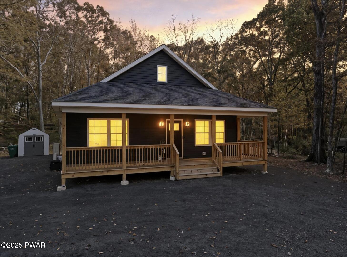 116 Quail Court Bushkill, PA 18324 - Photo 41 of 44 Front 2
