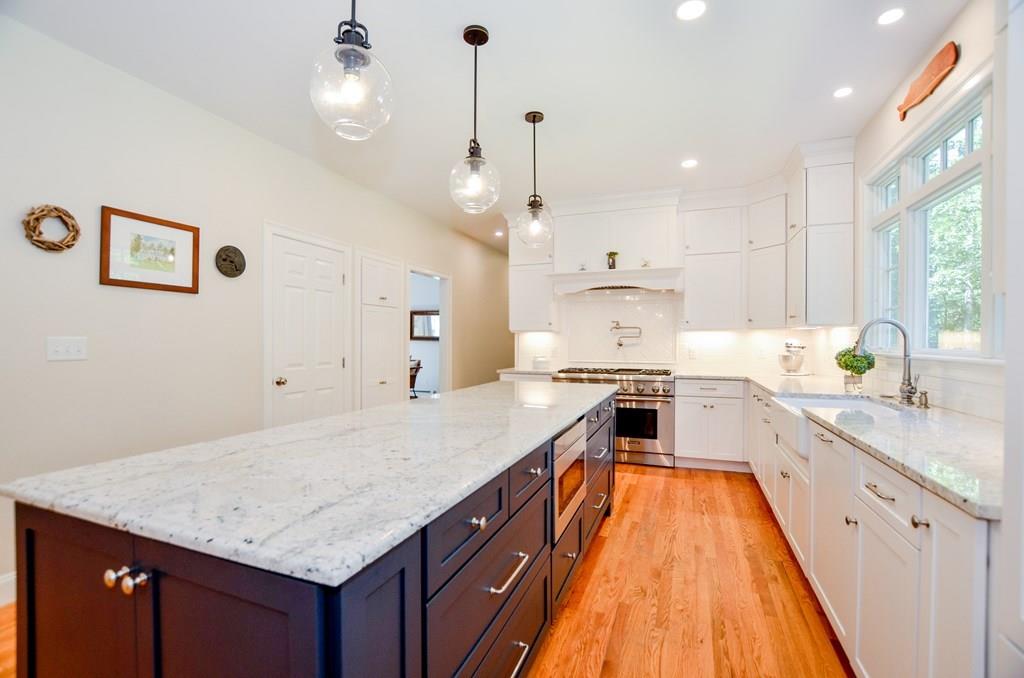 47 Cross Neck Road Marion, MA 02738 - Photo 5 of 42 Gallery Image 5