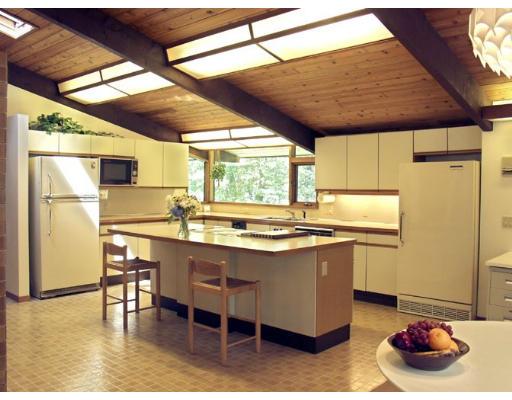 11 Oak Knoll Road Carlisle, MA 01741 - Photo 4 of 10
