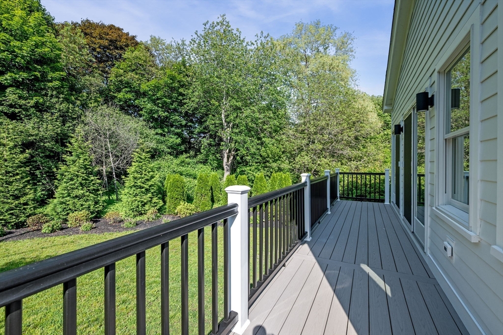 30 Grapevine Road Gloucester, MA 01930 - Photo 17 of 42