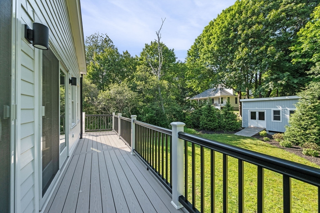 30 Grapevine Road Gloucester, MA 01930 - Photo 18 of 42