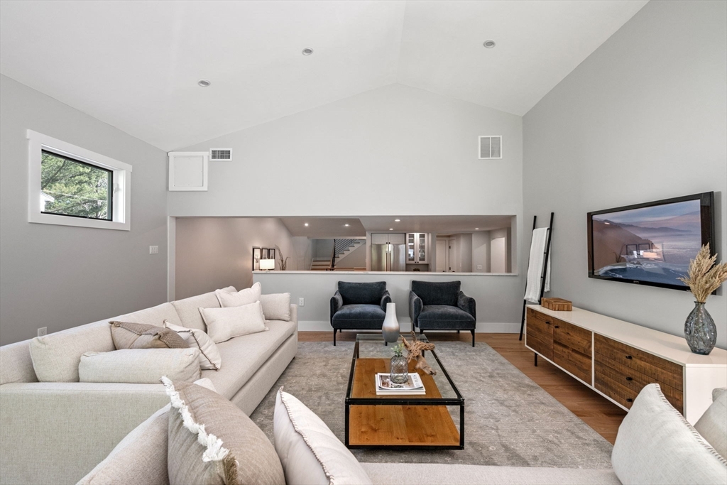 30 Grapevine Road Gloucester, MA 01930 - Photo 20 of 42