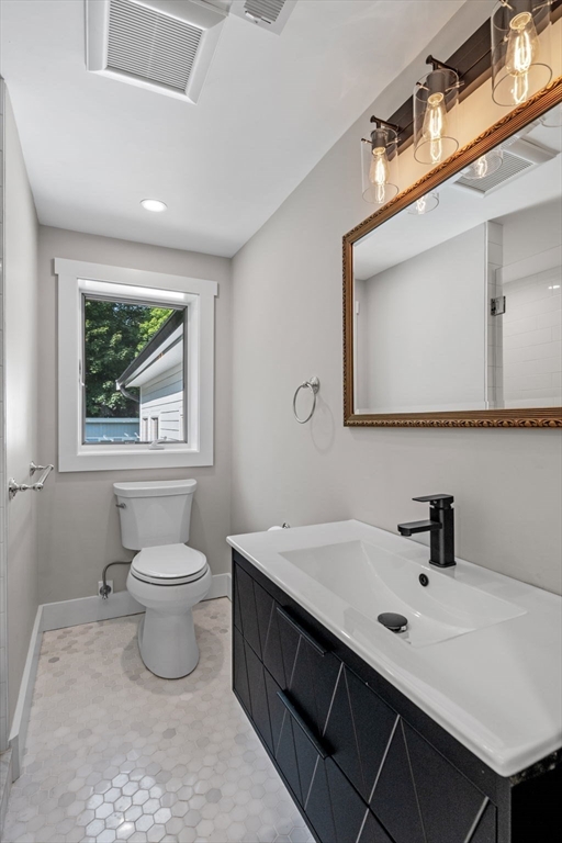 30 Grapevine Road Gloucester, MA 01930 - Photo 23 of 42