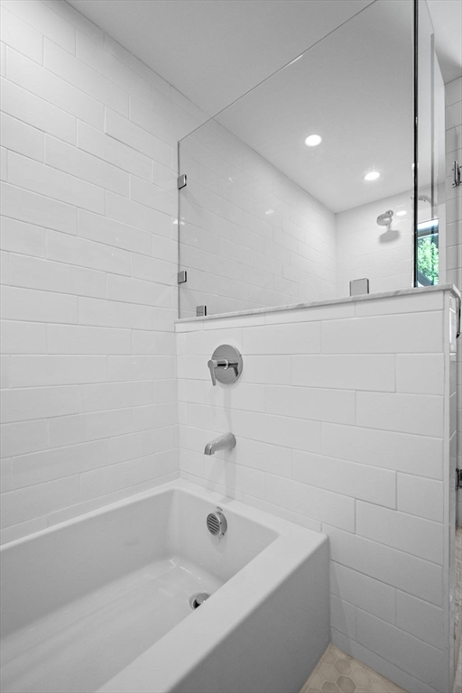 30 Grapevine Road Gloucester, MA 01930 - Photo 24 of 42