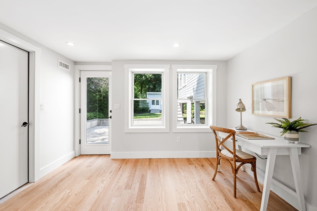 30 Grapevine Road Gloucester, MA 01930 - Photo 34 of 42