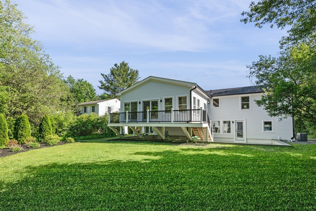 30 Grapevine Road Gloucester, MA 01930 - Photo 40 of 42