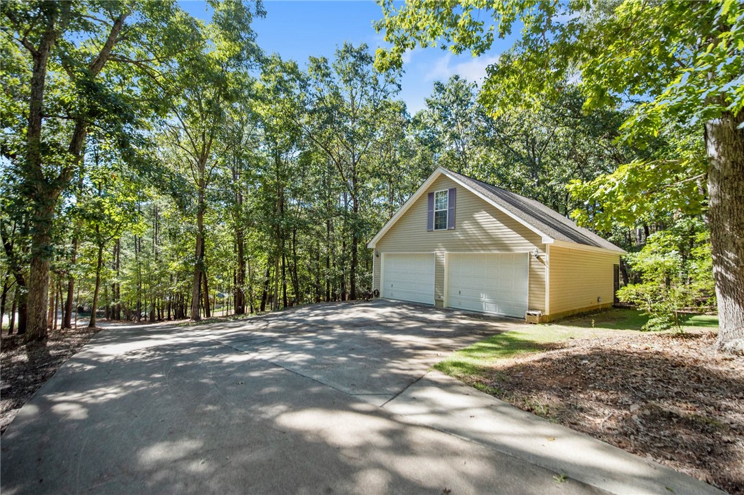 4400 Denver Cove Road Anderson, SC 29625 - Photo 23 of 35