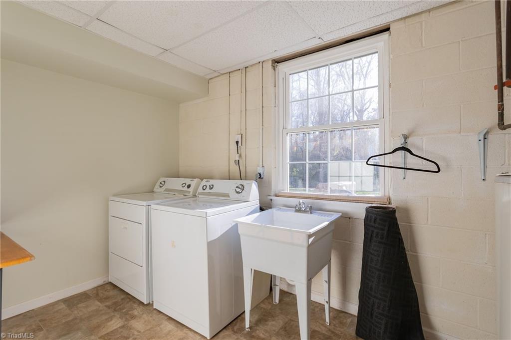 5621 Tower Road Greensboro, NC 27410 - Photo 35 of 38 Gallery Image 35