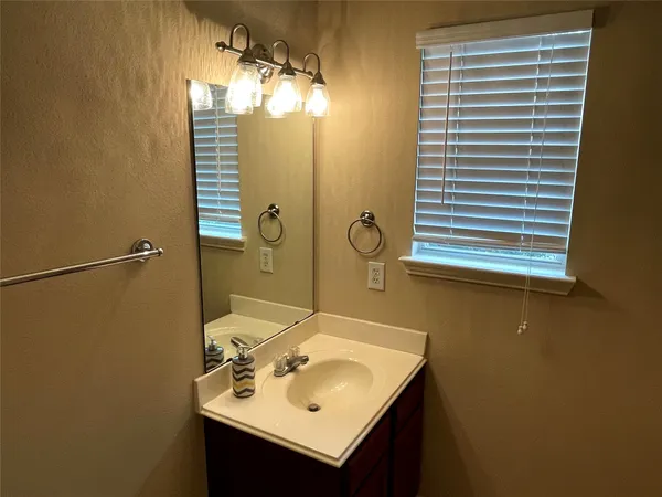 $1,750 | 29618 Evergreen Hills Drive, Spring, TX 77386